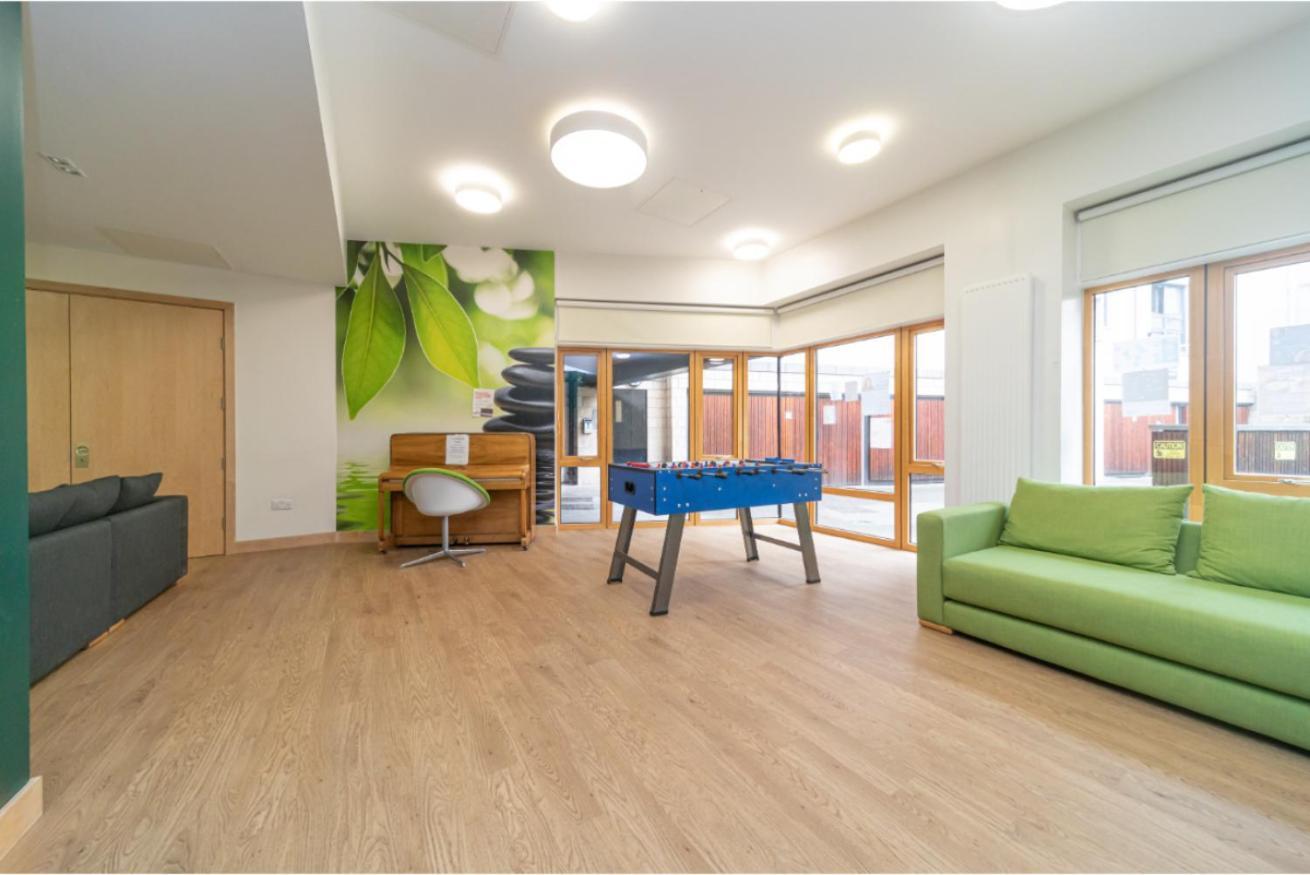 Joivy Affordable 3,4,5 And 12 Bed Private Flats Next To Royal Mile (Adults Only) Apartment Edinburgh Exterior photo